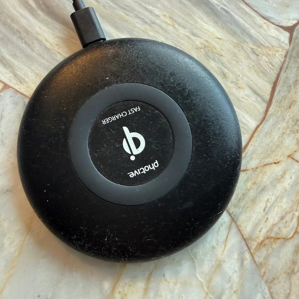 Photive PHWC10 Black Fast Wireless Charger Qi Certified
